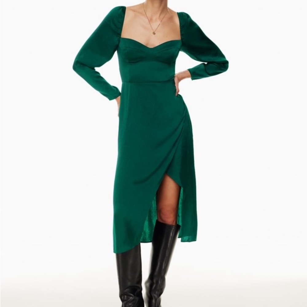 Aritzia Wilfred Masquerade Dress in Green Size 8 NWT